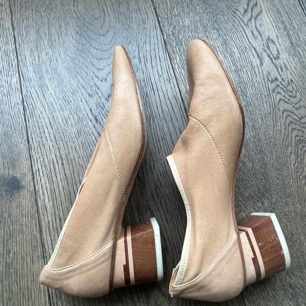 Coclico Block Heels with a glove-like fit